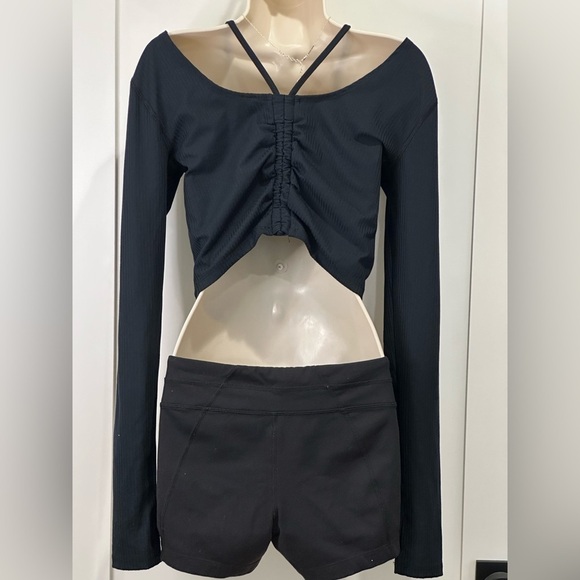 Free People Movement Hot Tip Layer Crop Top Long Sleeve Ruched Black Large Yoga - Picture 6 of 12